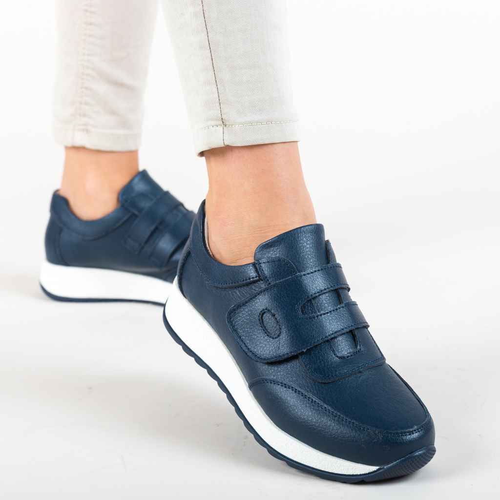 pistol Show Get cold Pantofi bleumarin cu scai de fete comozi sport casual Hoffman pentru tinute  urbane – Pantofi.DeFirma.ro